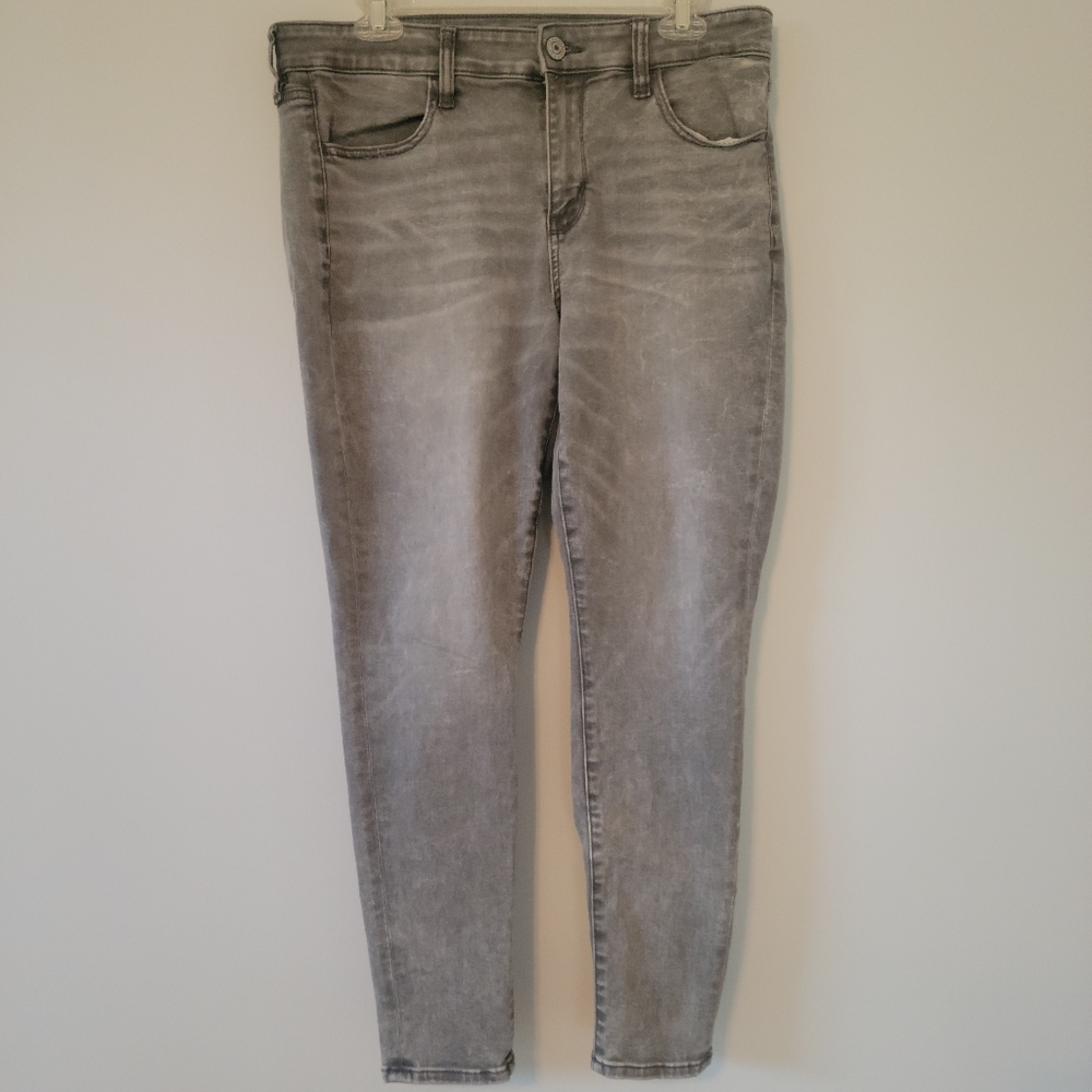 American Eagle 12 short next level stretch jegging